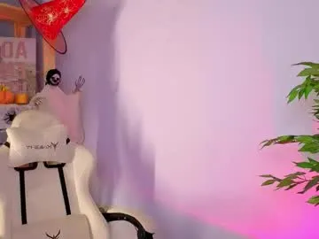 Freechat elenamonroee on Chaturbate