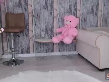 Naked Room elisabeth_jason 