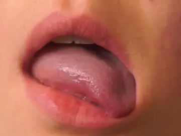 Freechat elizabethennals on Chaturbate