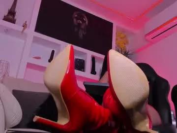 ellaochoa from Chaturbate