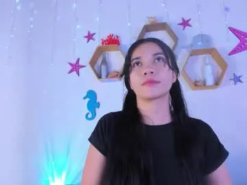 Private emiily_parkerr on Chaturbate