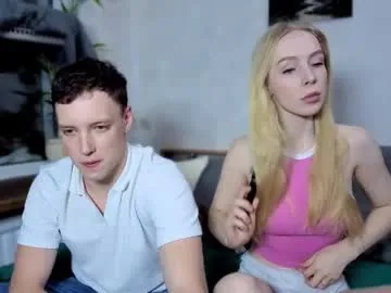 Private emily0303 on Chaturbate