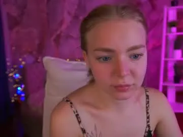 Chaturbate emilysunshines is Freechat emilysunshines — lets fuck:) #lovense #teen #blonde #bigass #cute