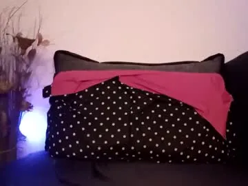 Freechat emmakros on Chaturbate