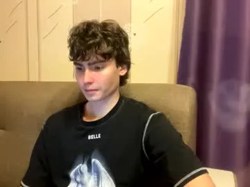 Freechat faustfrost on Chaturbate