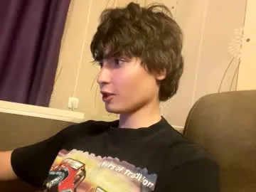 Freechat faustfrost on Chaturbate