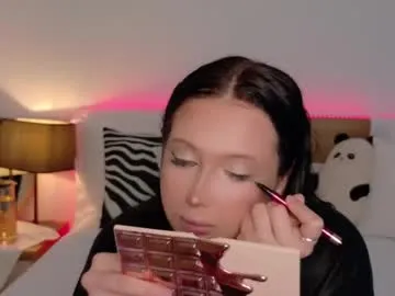 felicia_herceg — red roses for me [1996 tokens left] #new #bigboobs #showinpvt #BJ #bigass