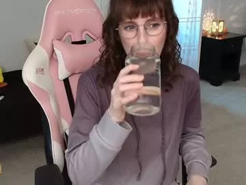 Freechat foxy_gamer on Chaturbate