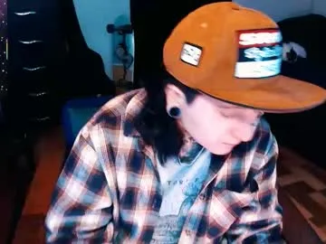 Freechat ftmblueyes on Chaturbate