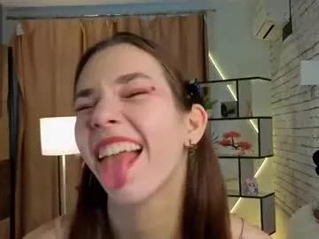 geniafrend from Chaturbate is Freechat