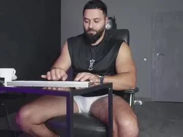 Freechat glennmasters on Chaturbate