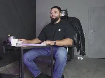 Freechat glennmasters on Chaturbate