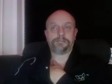 Freechat hardmrlazy on Chaturbate