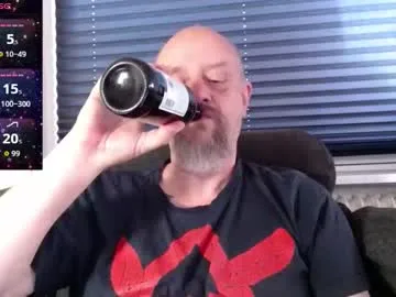 Freechat hardmrlazy on Chaturbate