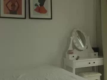 Naked Room hell_lo 