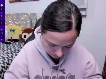 Freechat hidianapaola on Chaturbate