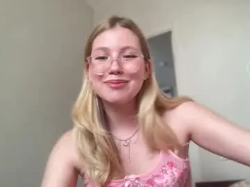 Freechat horney_audrey on Chaturbate