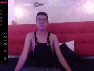 Freechat ian_tomson on Chaturbate