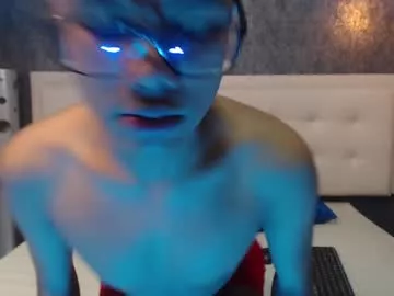 Freechat ian_tomson on Chaturbate