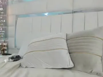 Freechat im_dalhia on Chaturbate