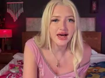 itslunaaaaa from Chaturbate