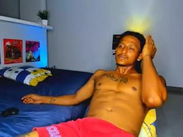 Naked Room jaacksn 
