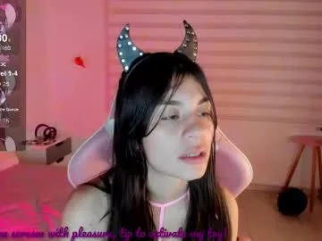 Chaturbate jade_sweetie is Freechat jade_sweetie — Hey, we are very open mind, love it the time with u ddy #18 #ahegao #teen #daddysgirl #skinny