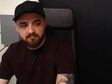 Freechat jamesmyersx on Chaturbate