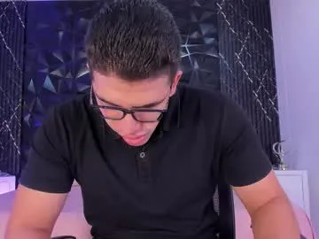 Freechat jeffdaltton on Chaturbate
