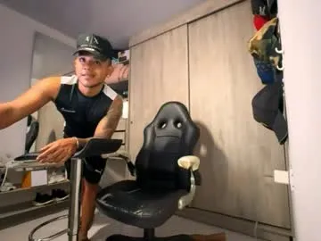 jordylatin202 — Great explosion of milk in your face and mouth    #new #party # #bigcock #lovens  #monstercock #cum #latino [850 tokens remaining]