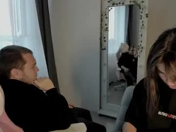 Freechat kesh_mne on Chaturbate