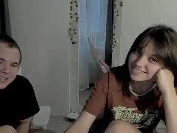 Freechat kesh_mne on Chaturbate