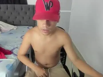 Freechat kings_latins on Chaturbate