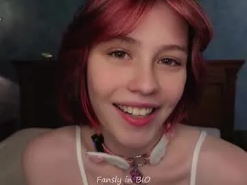 krissyhei — GOAL: Gooooood Morning [22 tokens remaining] Hoooola! I'm Sarah! Let's go have fun today! #skinny #teen #smalltits #bigass #feet