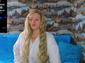 Freechat ladylucky_ on Chaturbate