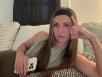 laylahlaylah1 on Chaturbate 