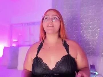 Freechat leahbarker on Chaturbate