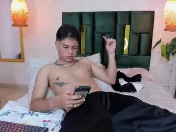 Freechat levy_steve on Chaturbate
