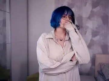 libbygrinvalsky — GOAL: Say me hello [24 tokens remaining] Welcome to my room! #new #shy #18 #young #piercing