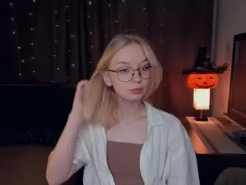 Freechat lidiaklemencic on Chaturbate