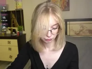 lidiaklemencic — show u my outfit  #shy #18 #teen #new #skinny [13 tokens remaining]