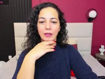 Freechat lindainsatiable on Chaturbate