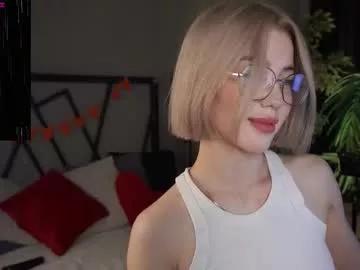 Naked Room lindathacker 