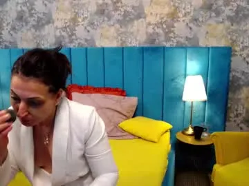 Freechat lisacroft on Chaturbate