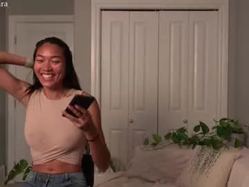 Group littlemiss_kira on Chaturbate