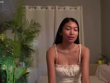 Group littlemiss_kira on Chaturbate
