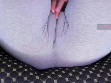 Chaturbate love_hard_kiru is Freechat love_hard_kiru — #squirt #multisquirt #cameltoe #pants #yogapants #cum