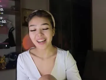 Freechat love_peace_here on Chaturbate