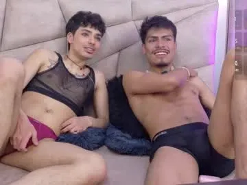 Freechat lucayleo on Chaturbate