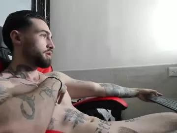 Naked Room luke_davis01 